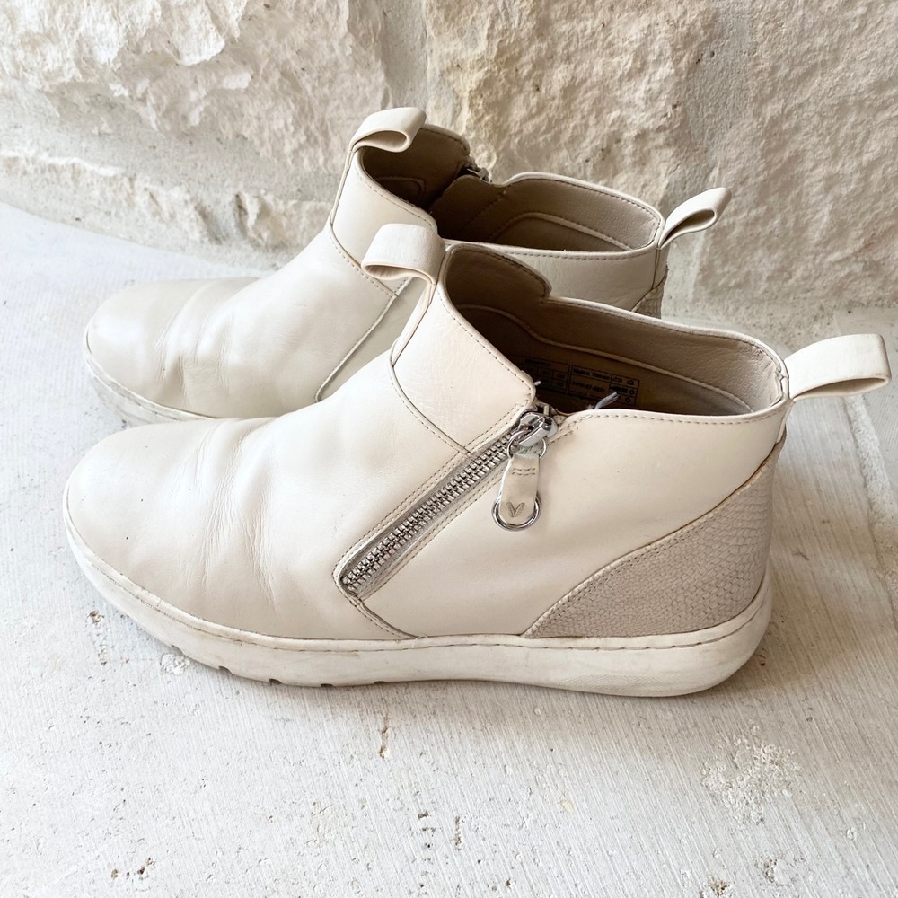 Vionic Brinkley Women's Cream Leather Side Zip Ankle Boot Sneakers Size‎ 8